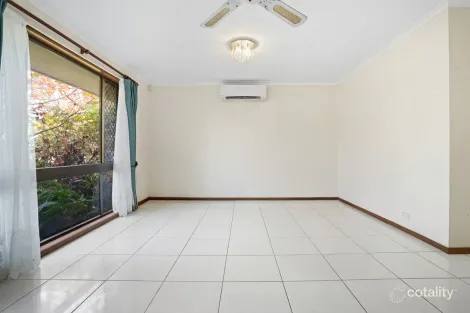 Property photo of 8 Trafalgar Boronia Heights QLD 4124