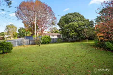 Property photo of 8 Trafalgar Boronia Heights QLD 4124