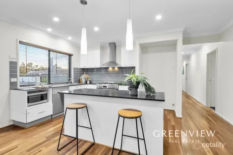 Property photo of 106 Sabel Drive Cranbourne North VIC 3977