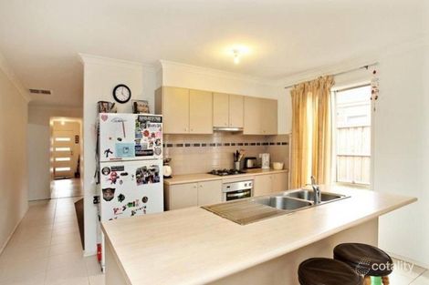 Property photo of 8 Gungurra Grove Wyndham Vale VIC 3024