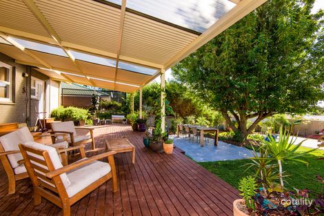 Property photo of 28 Ferdinand Crescent Coolbellup WA 6163