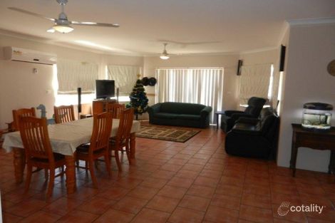 Property photo of 5 Roding Court Deepdale WA 6532