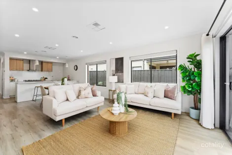 Property photo of 18 Villard Road Wollert VIC 3750
