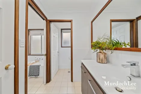 Property photo of 21 Romeo Place Dural NSW 2158