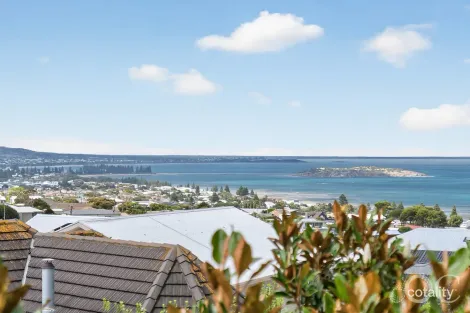 22 Mayflower Ct, Encounter Bay, SA 5211