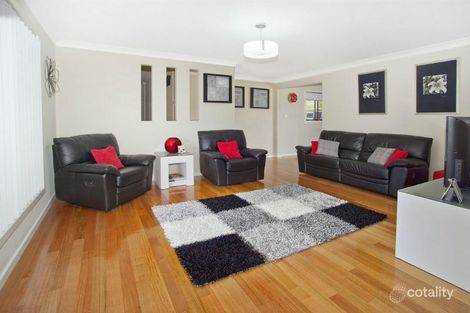 Property photo of 10 Marsh Place Albion Park NSW 2527