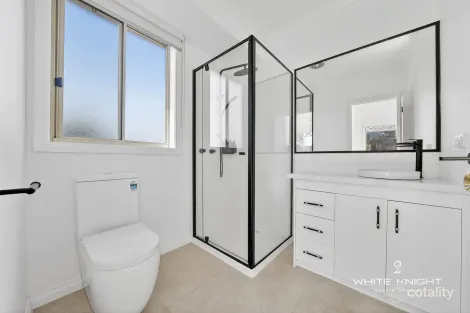 Property photo of 13 Elissa Way St Albans VIC 3021