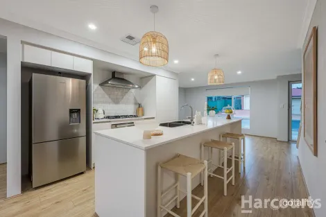 Property photo of 12 Mistral Meander Currambine WA 6028