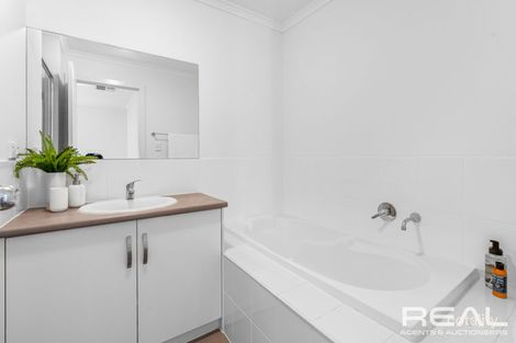 Property photo of 132 Newton Boulevard Munno Para SA 5115