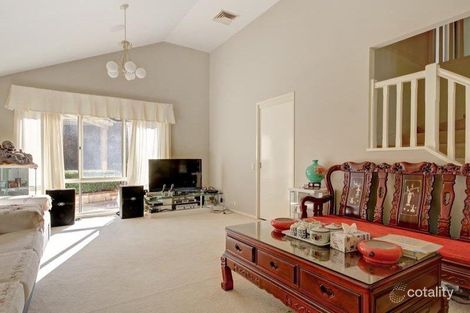 Property photo of 8 Robins Creek Drive Horsley NSW 2530