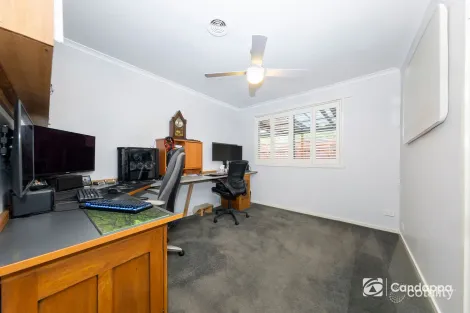 Property photo of 20 Waratah Street Longwarry VIC 3816
