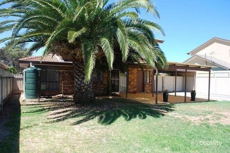 Property photo of 23 Kwinana Crescent Port Noarlunga South SA 5167
