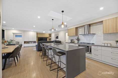 Property photo of 71 Willandra Circuit Warragul VIC 3820