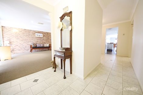 Property photo of 6 Balmoral Place Dubbo NSW 2830