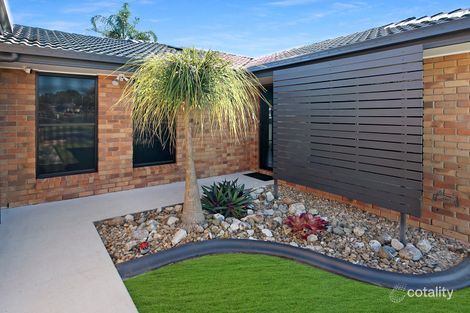 32 Linthaven Dr, Rothwell, QLD 4022