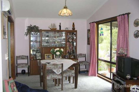 Property photo of 18 Shady Gully Drive Mallacoota VIC 3892