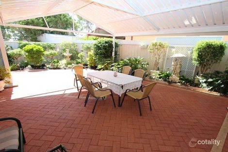 Property photo of 2/4 Oversby Street Halls Head WA 6210