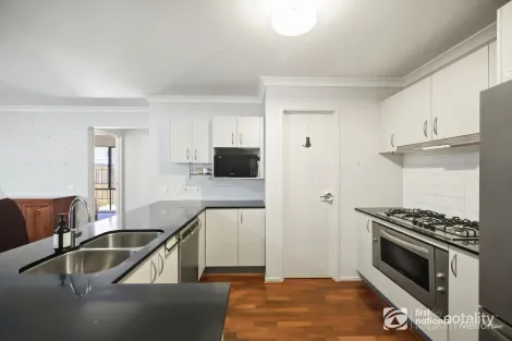 Property photo of 7 Creswick Avenue Eynesbury VIC 3338