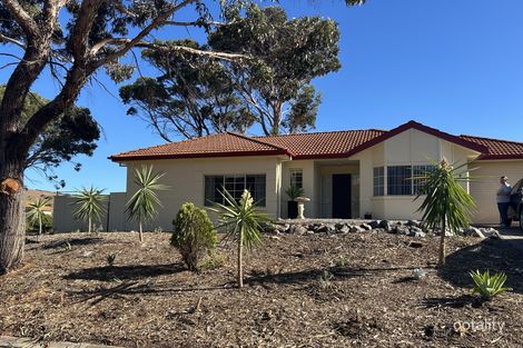 2 Eagle Ct, Wirrina Cove, SA 5204