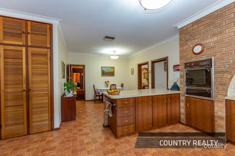 39 Kennedy St, Northam, WA 6401