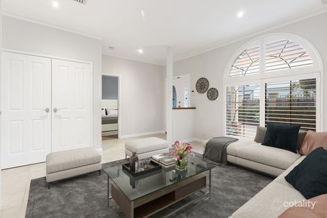 Property photo of 1/16 Hindmarsh Avenue Yokine WA 6060