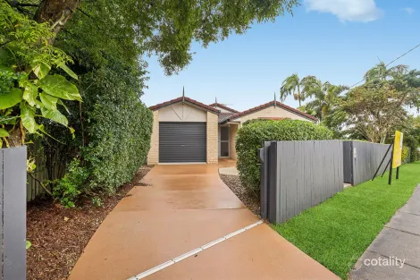 4 VIVIAN ST, TENNYSON, QLD 4105