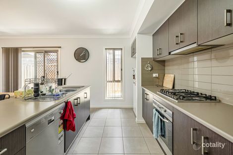 Property photo of 6 Hegarty Place Maddingley VIC 3340