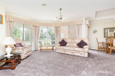 Property photo of 32 Streeton Way Berwick VIC 3806