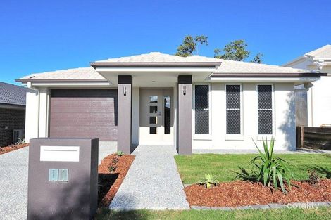 10 Rosella Cres, Springfield Lakes, QLD 4300