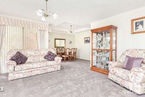 Property photo of 32 Streeton Way Berwick VIC 3806