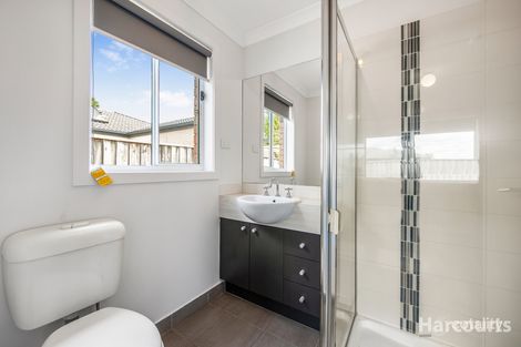 Property photo of 28 Algerd Way Pakenham VIC 3810