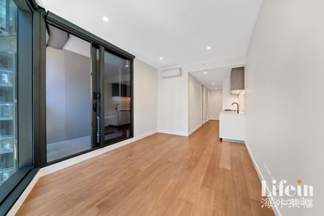Property photo of 1010/23 Mackenzie Street Melbourne VIC 3000