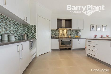 Property photo of 11 Hume Drive Delahey VIC 3037