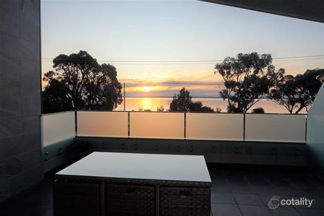 Property photo of 3 Lake Street Loch Sport VIC 3851