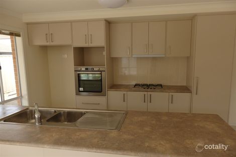 Property photo of 18 Griffith Street Wodonga VIC 3690