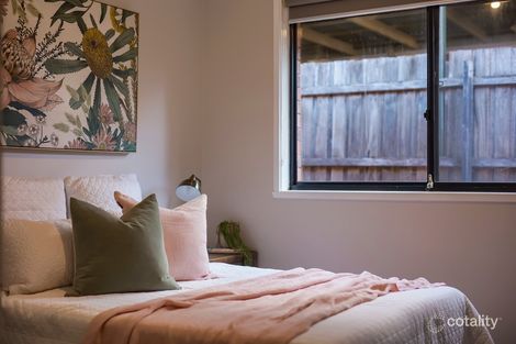 Property photo of 5 Mark Place Melton West VIC 3337