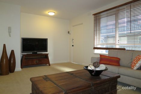 Property photo of 2/100 Glen Huntly Road Elwood VIC 3184