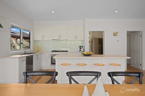 Property photo of 36 Tree Change Way Woodend VIC 3442