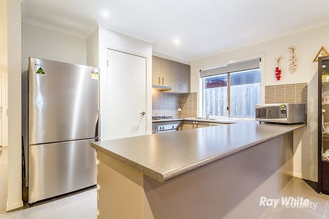 Property photo of 44 Pengana Way Cranbourne West VIC 3977