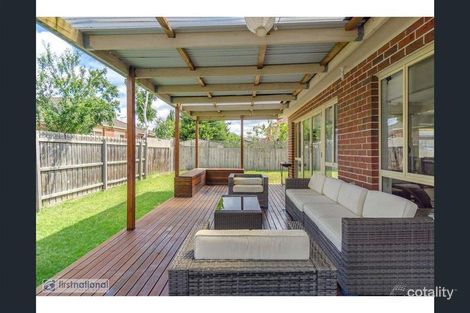 Property photo of 35 Salween Crescent Roxburgh Park VIC 3064