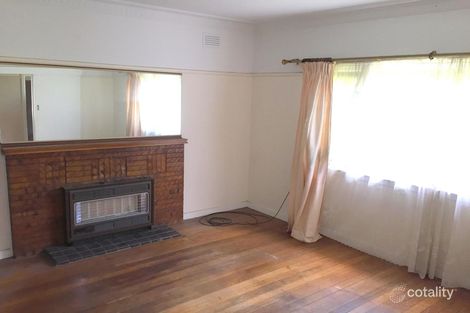 Property photo of 32 Ash Grove Springvale VIC 3171
