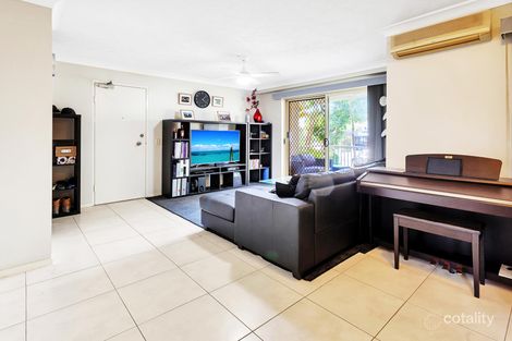 3/4 Mountain View Ave, Miami, QLD 4220