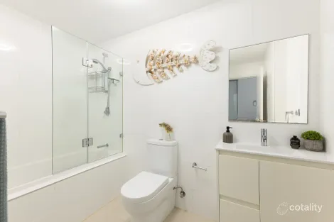 Property photo of 13/1 Lamond Drive Turramurra NSW 2074