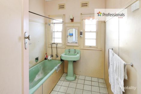 Property photo of 72 Lawrence Street Inverell NSW 2360