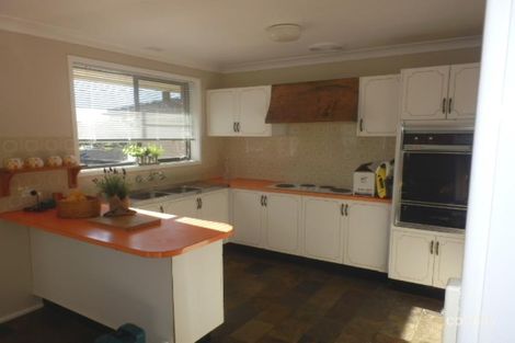 Property photo of 10 Brisbane Place Barrack Heights NSW 2528