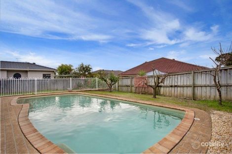 Property photo of 14 Dolphin Close Green Valley NSW 2168