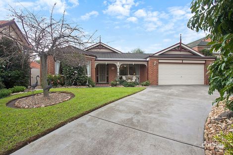 7 Wattlebird Walk, South Morang, VIC 3752