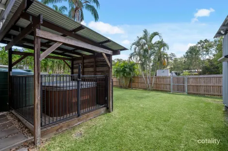 Property photo of 114 Goodwin Terrace Moorooka QLD 4105