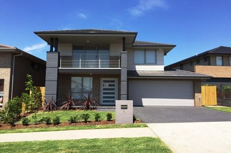 5 Duigan St, Middleton Grange, NSW 2171