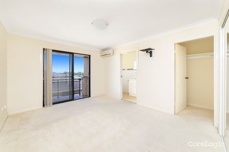 Property photo of 4/28-30 Russell Street Balgownie NSW 2519